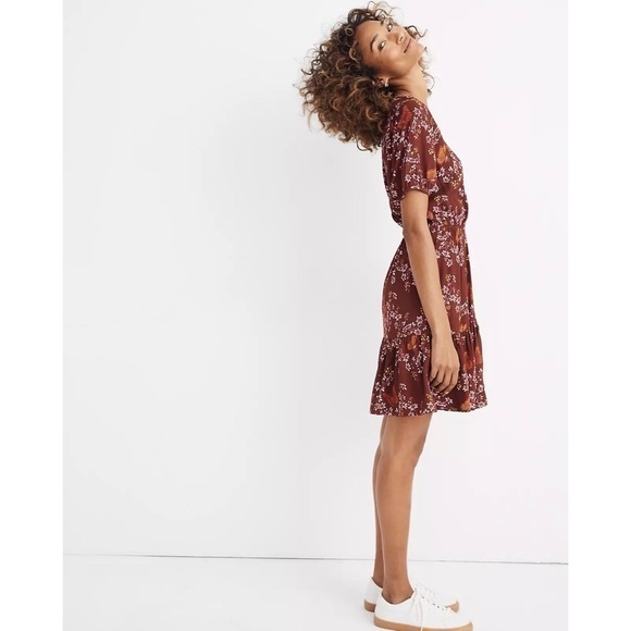 Q031 Madewell Ruffle-Wrap Dress in Windowbox Floral - Picture 10 of 10